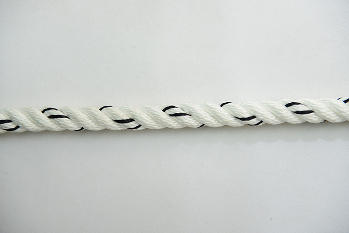 滌綸三股安全繩.jpg 滌綸三股安全繩.jpg